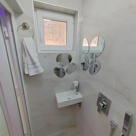 Apartamento Your Place Studio-free Parking *